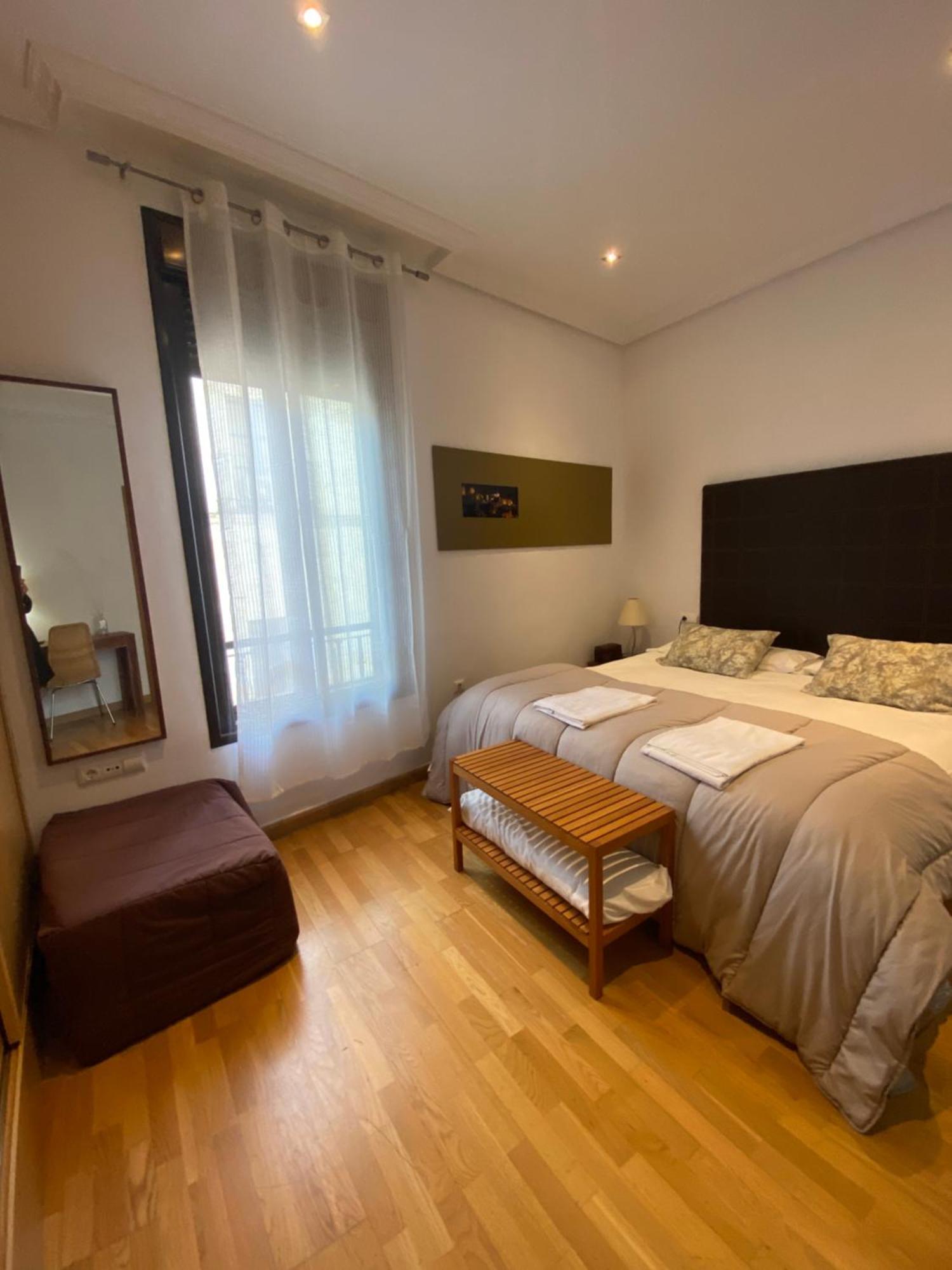 Apartamentos Cáceres Exterior photo